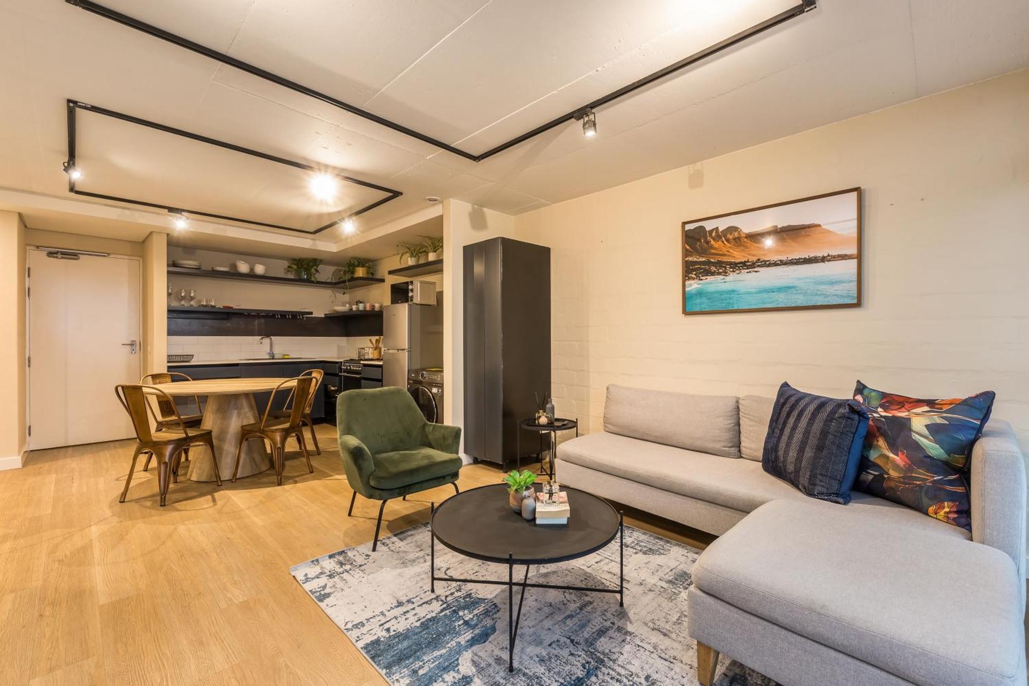 Fortyonl By Propr Cape Town