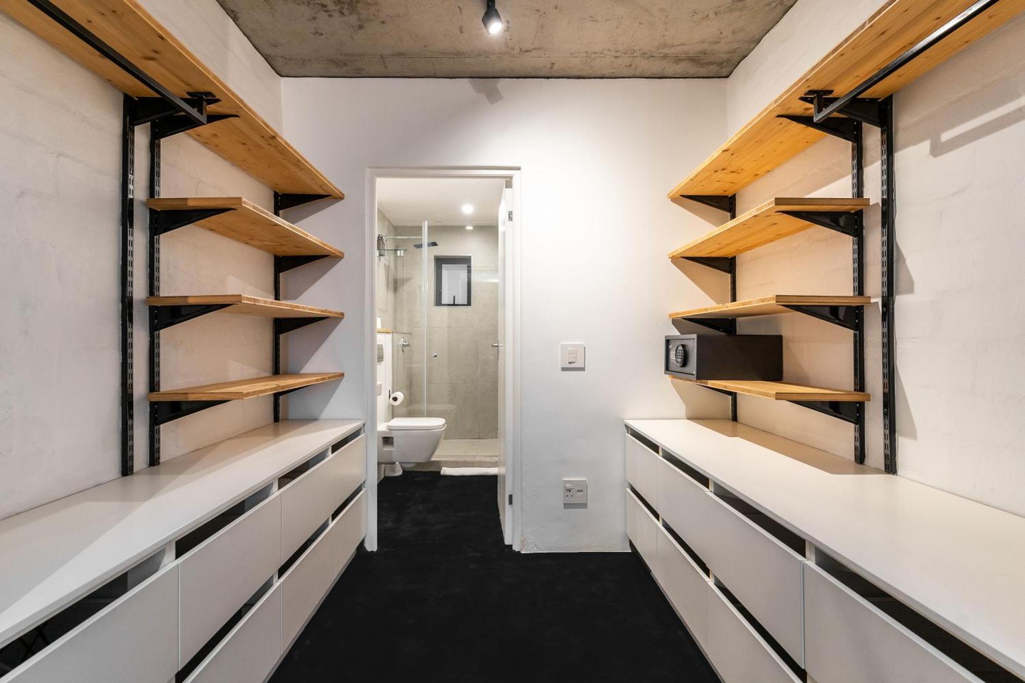 Fortyonl By Propr * Cape Town