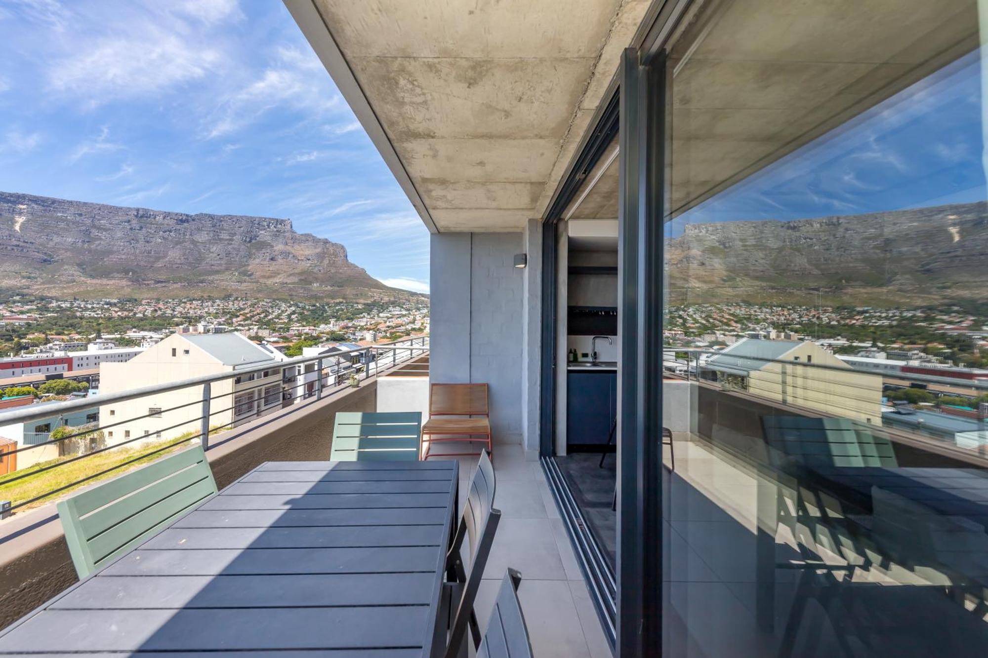 Apartment Fortyonl By Propr