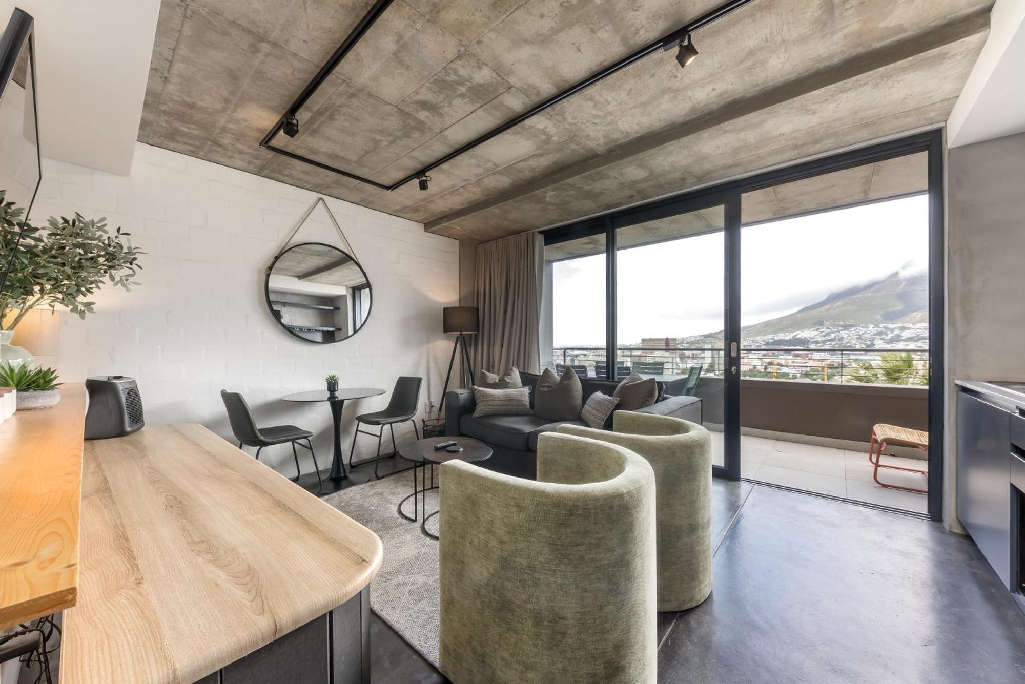 Fortyonl By Propr Apartment *